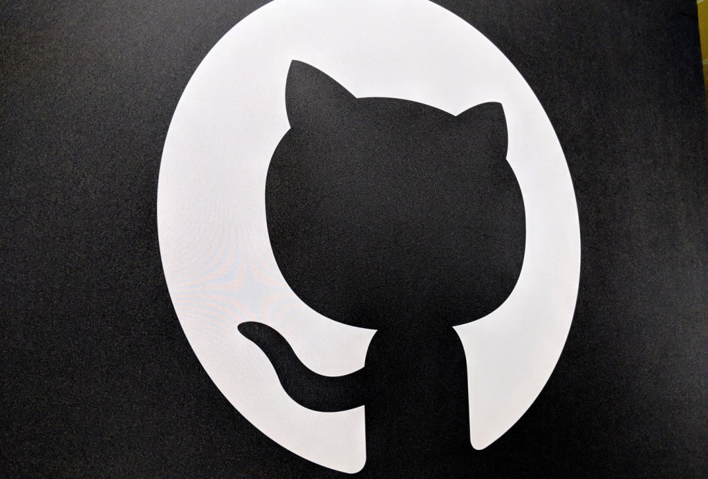 GitHub确认遭黑客攻击,数千内部代码库数据被盗
