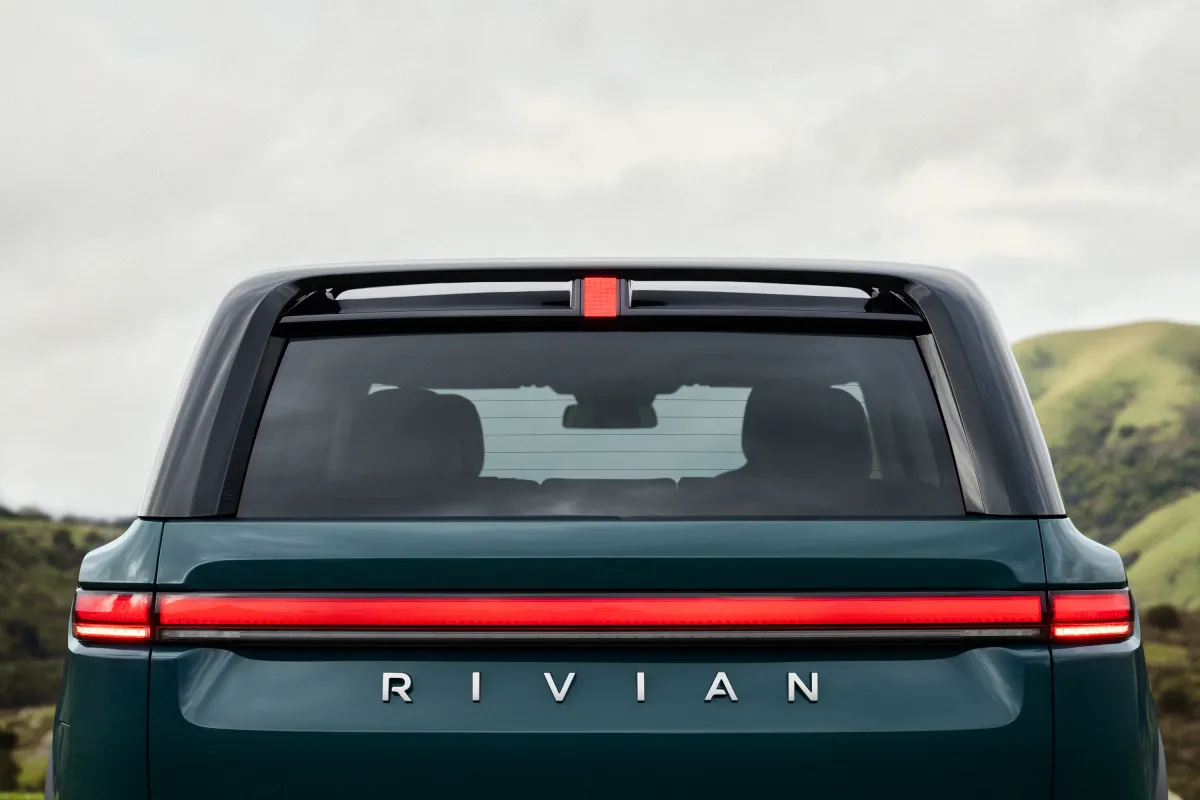Rivian R2 SUV交付日期敲定：6月9日