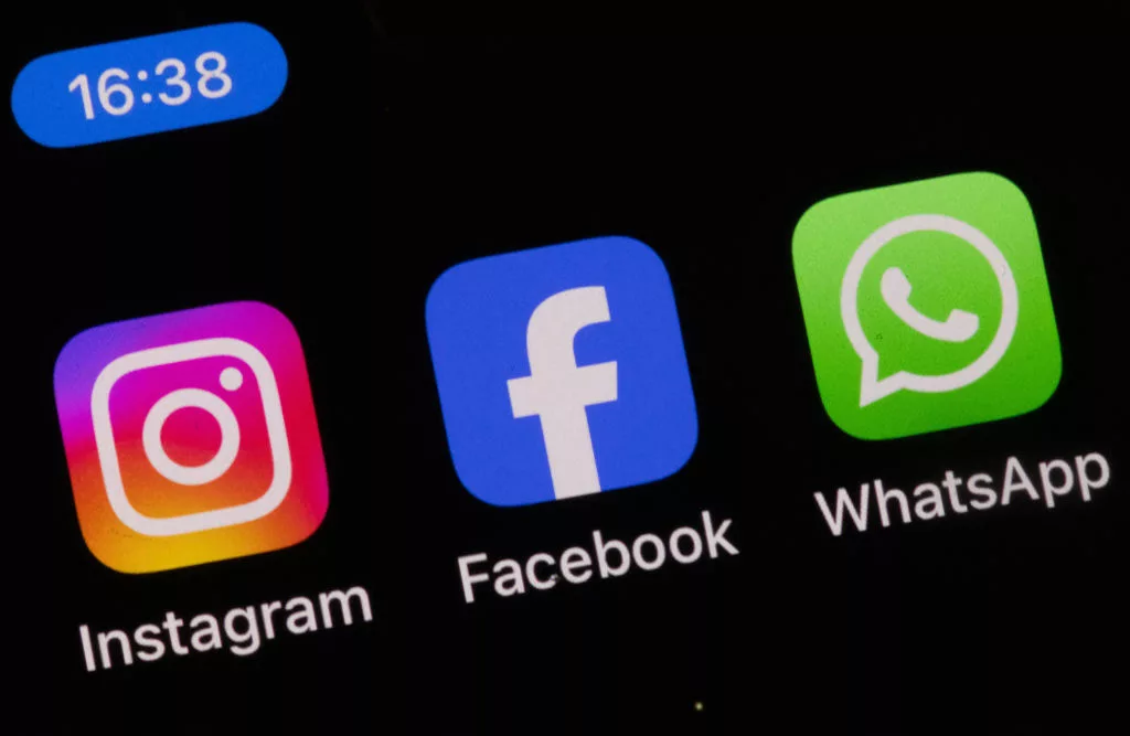 Facebook上线AI模式,聚合平台公域信息