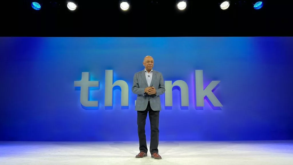 IBM业绩下滑42%，CEO：AI不会杀死大型机业务