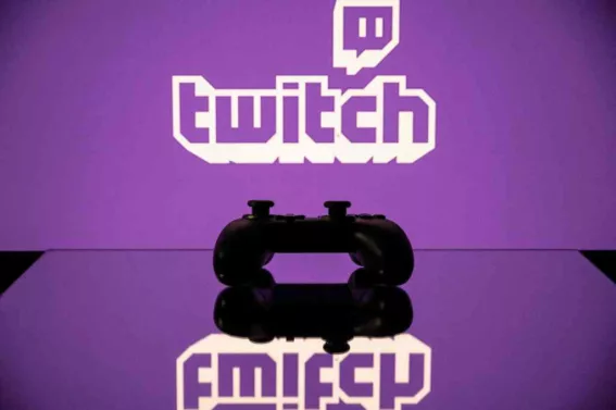Twitch默认使用主播内容训练AI，引发创作者强烈反弹