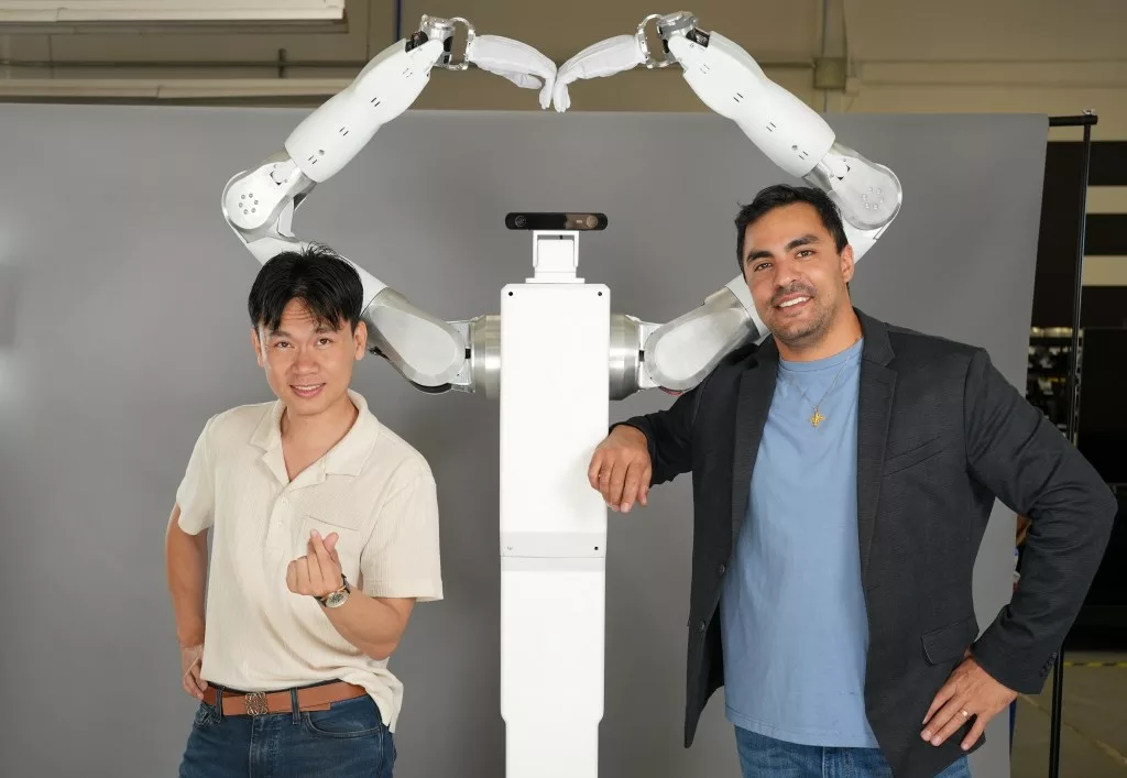Feather Robotics：打造机器人领域的"安卓系统