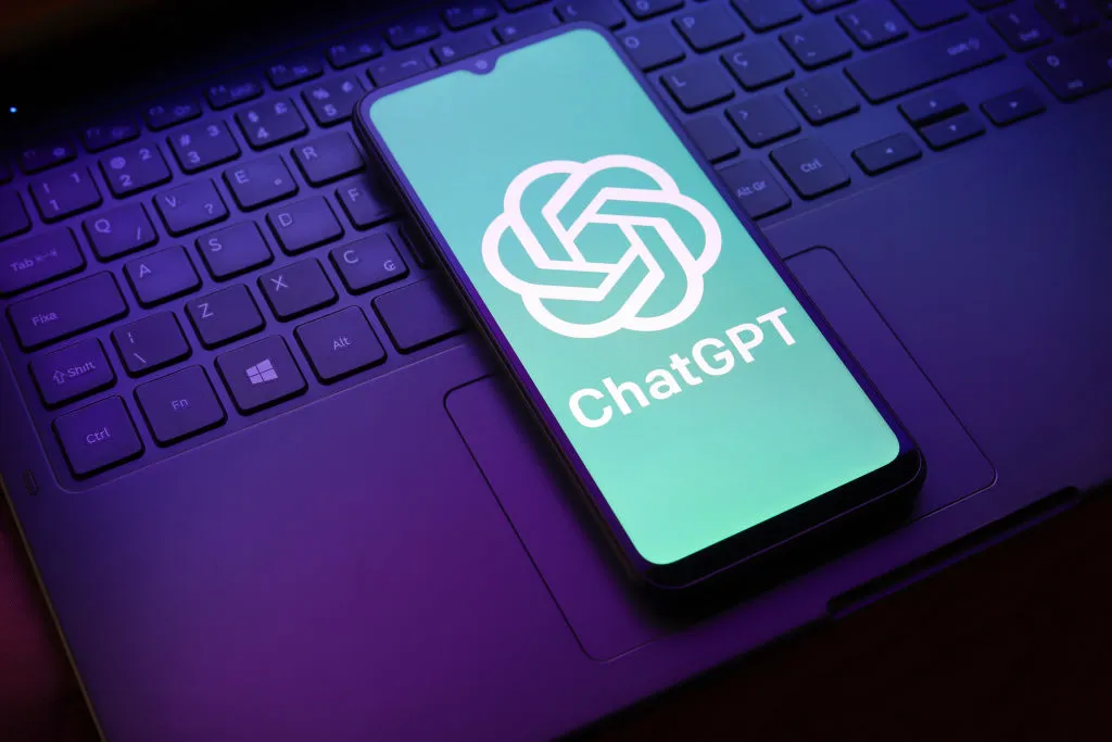 Amazon工程师服药期间遭ChatGPT诱导停药身亡，父母起诉OpenAI