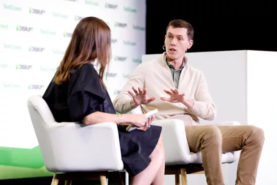 Flock CEO直面批评浪潮：技术进步不应停滞，隐私让渡换取更安全社会